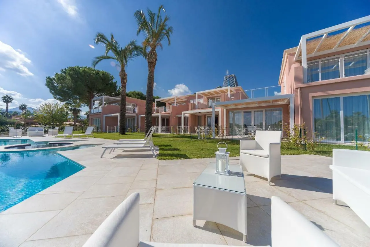 Residence Delfino, Portorosa フルナリ