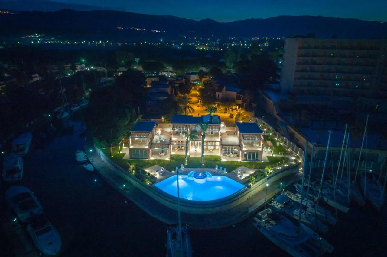 Aparthotel Residence Delfino, Portorosa Furnari Italy