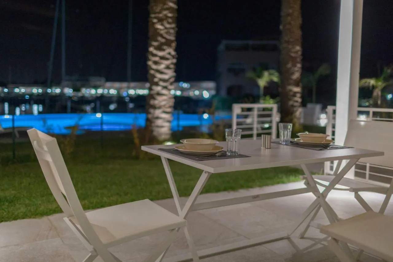 Residence Delfino, Portorosa Furnari 0*,  Italy