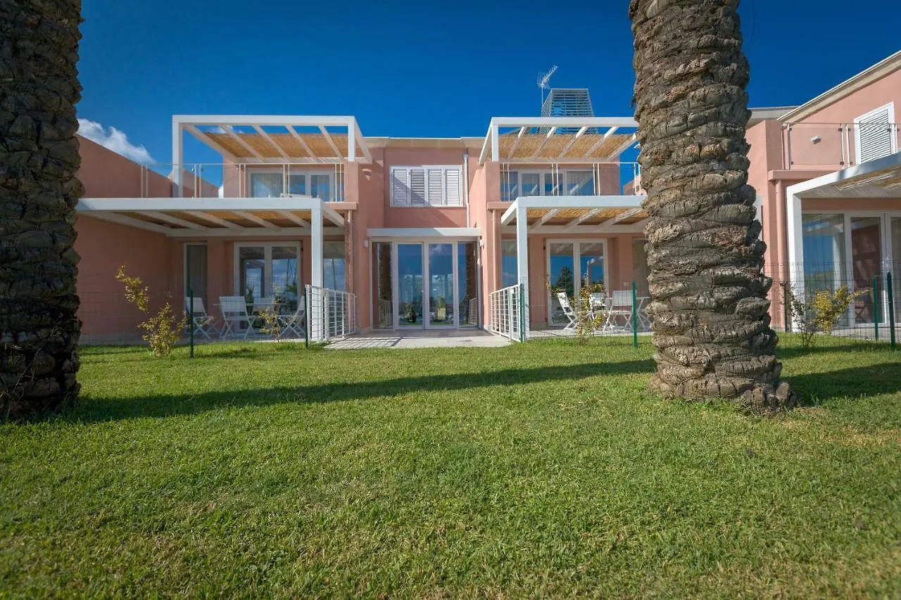 Aparthotel Residence Delfino, Portorosa Furnari