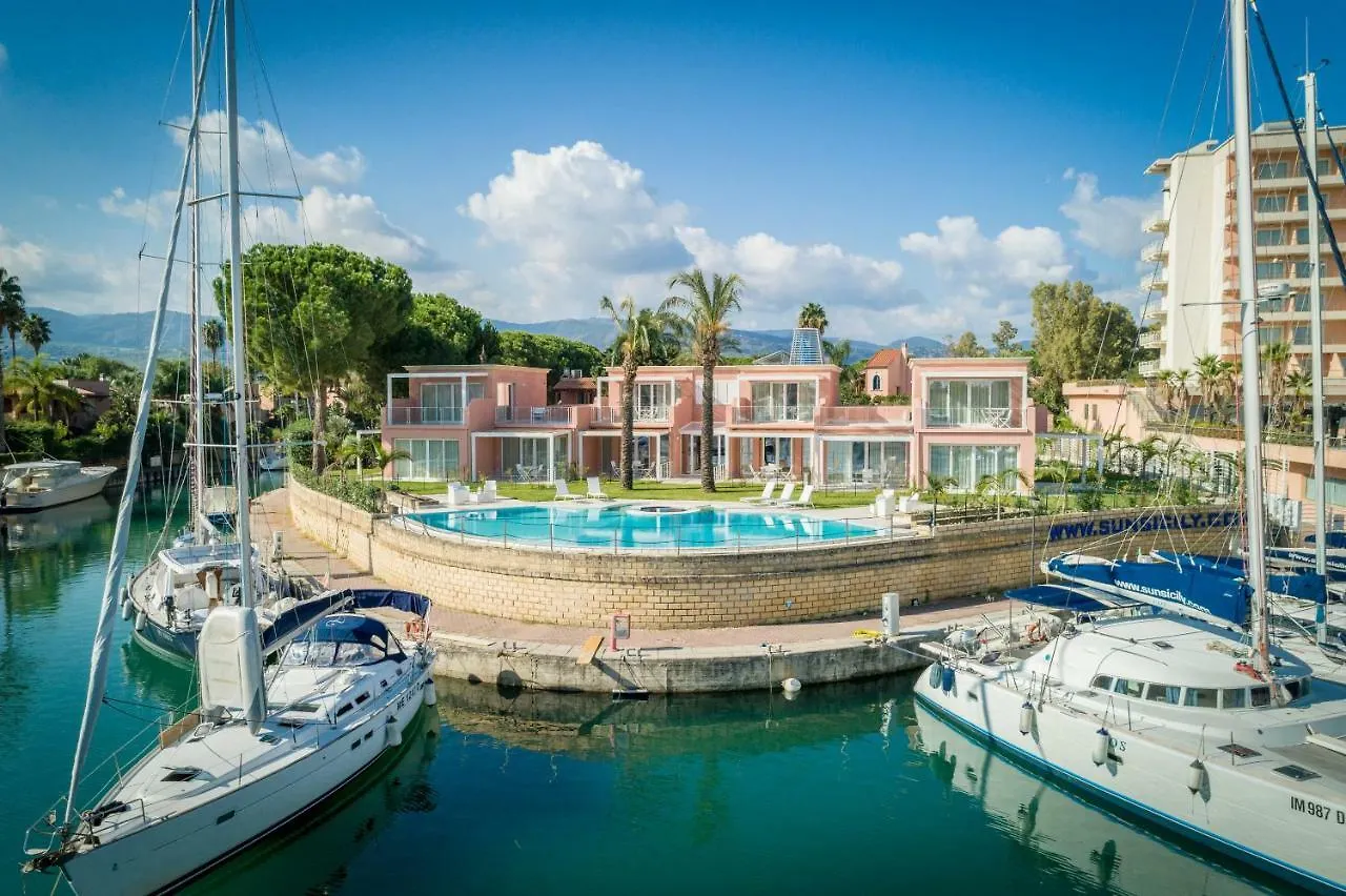 Residence Delfino, Portorosa Furnari 0*,