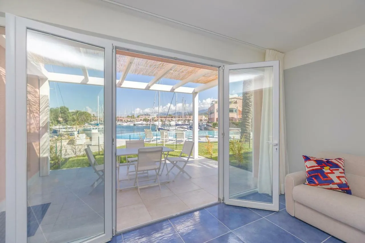 Residence Delfino, Portorosa Furnari 0*,  Italy